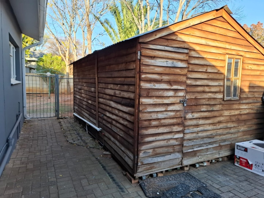 5 Bedroom Property for Sale in Langenhovenpark Free State